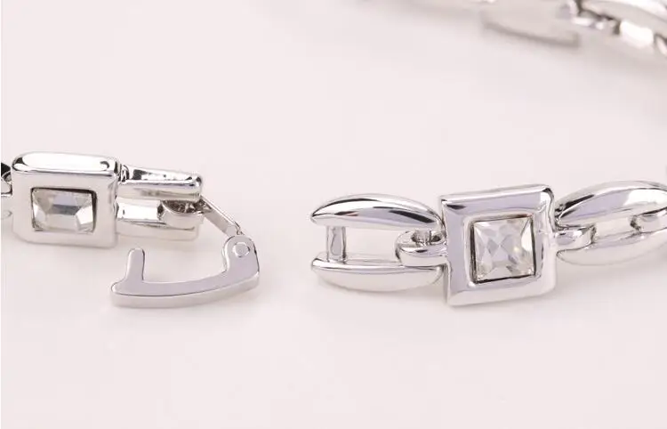 LYIYUNQ геометрические браслеты и браслеты для женщин модные Романтические квадратные хрустальные браслеты модные стразы свадебные ювелирные изделия
