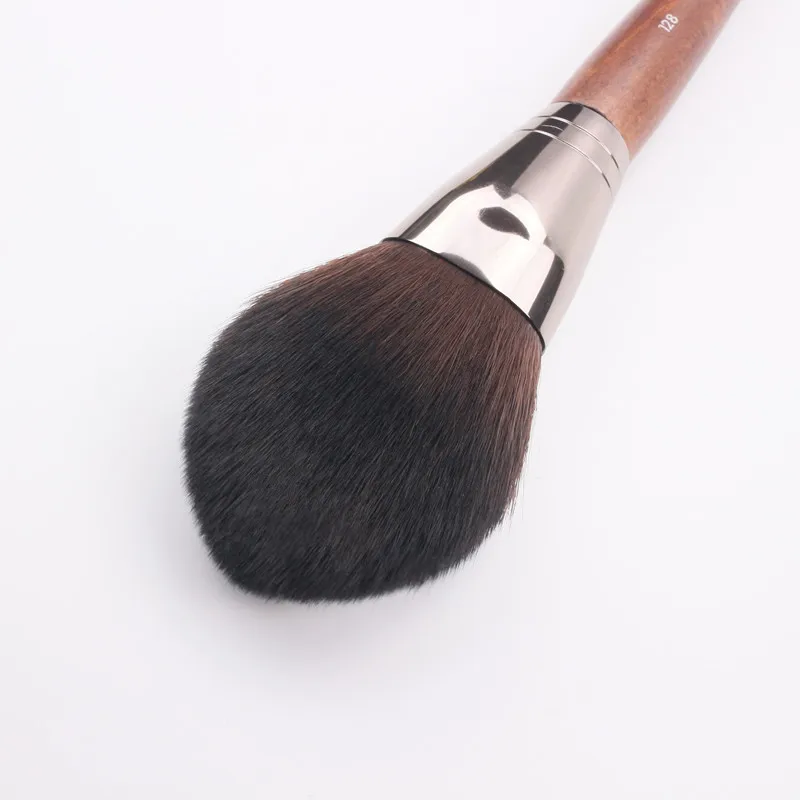 

Professional Blusher Brush Soft Hair Flame Shape Highlighter Shadow Shading Make up Brush Korean Beauty 1 pcs