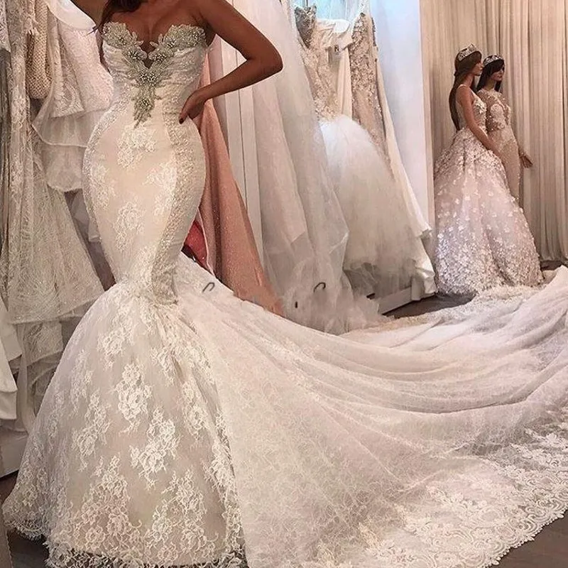 

Chic Lace Mermaid Wedding Gowns With Long Detachable Train Crystal Sexy Bridal Dresses 2019 Lace Up Vestido De Noiva Casamento