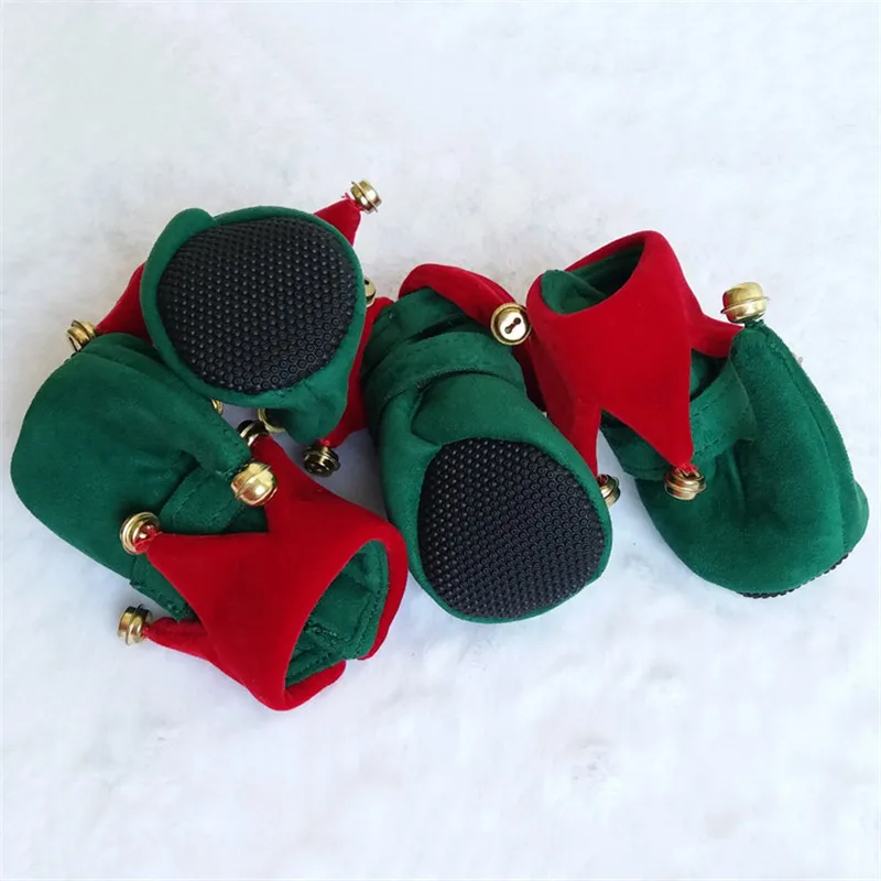 Christmas shoes dog (9)
