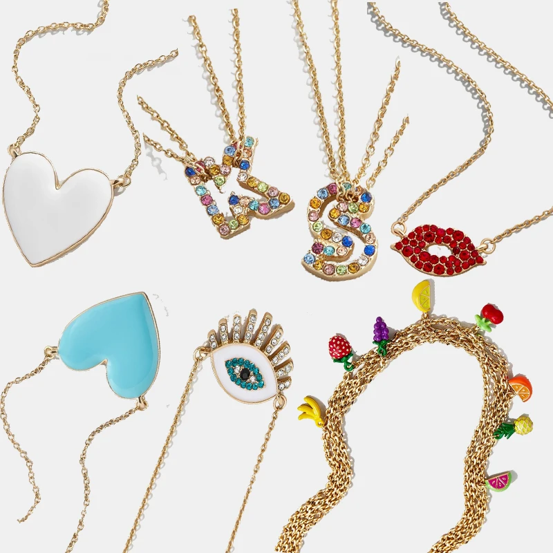 

Dvacaman Trendy Hot-Sexy Red Lips Pendant Necklace for Women Crystal Jewelry Necklace Alphabet Gold Chains Bridal Party Ladies