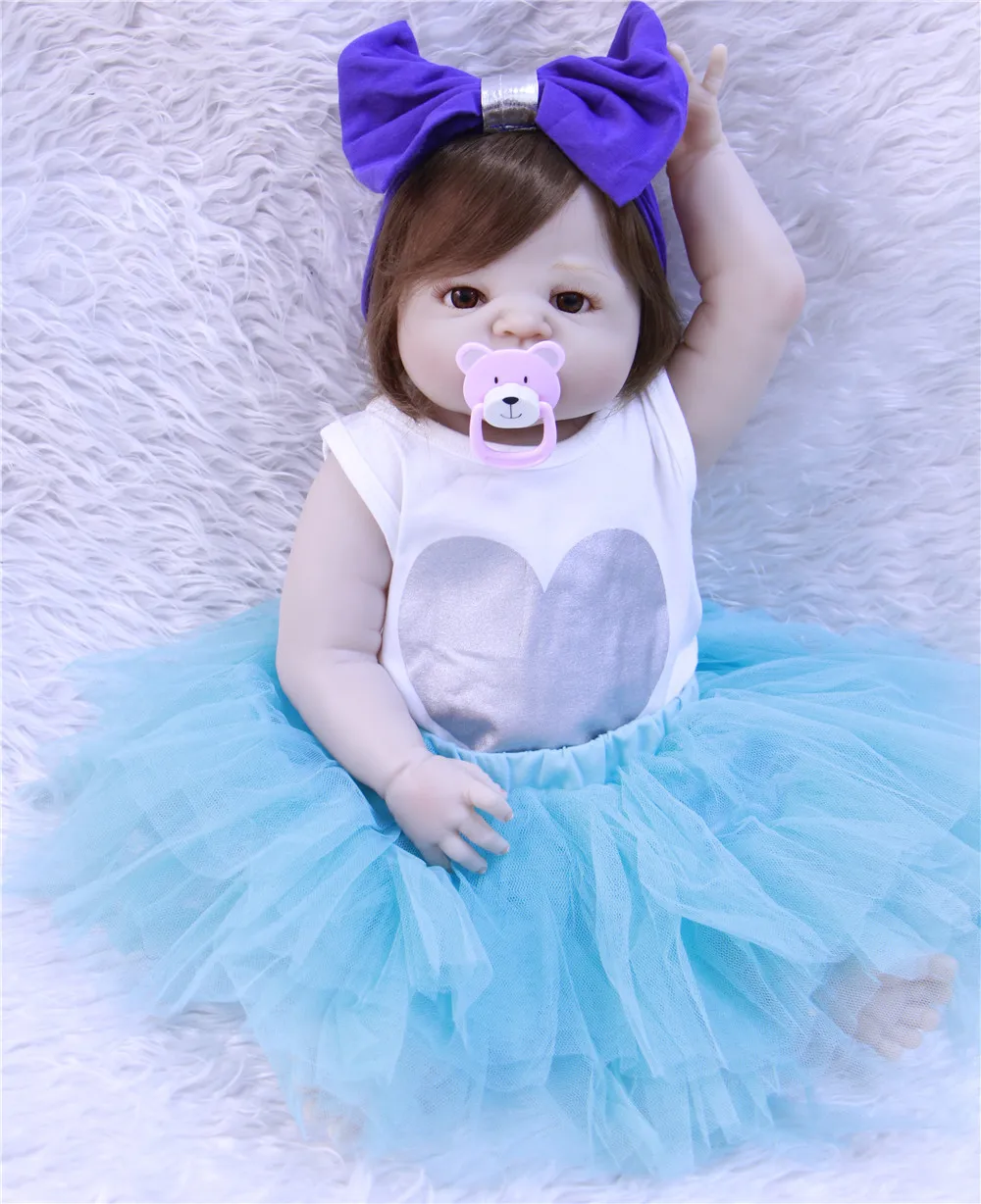 

2019 Fashion silicone Reborn Dolls beautiful blue eyes bebe Girl reborn doll 55 cm new Gifts baby bath Toys with princess dress