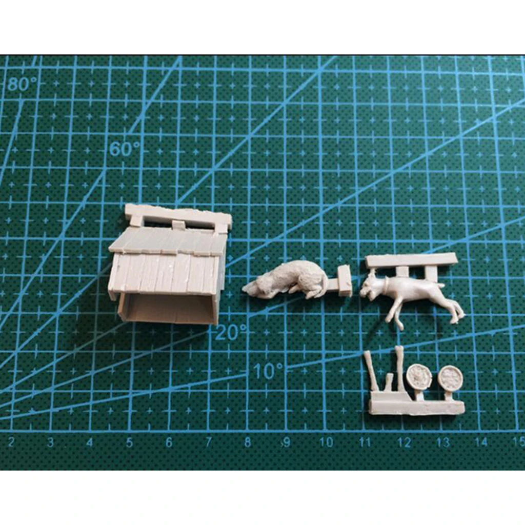 1/35 Dog & Kennel Model Body Building Kit DIY Animal Figurine Sculpture Gift