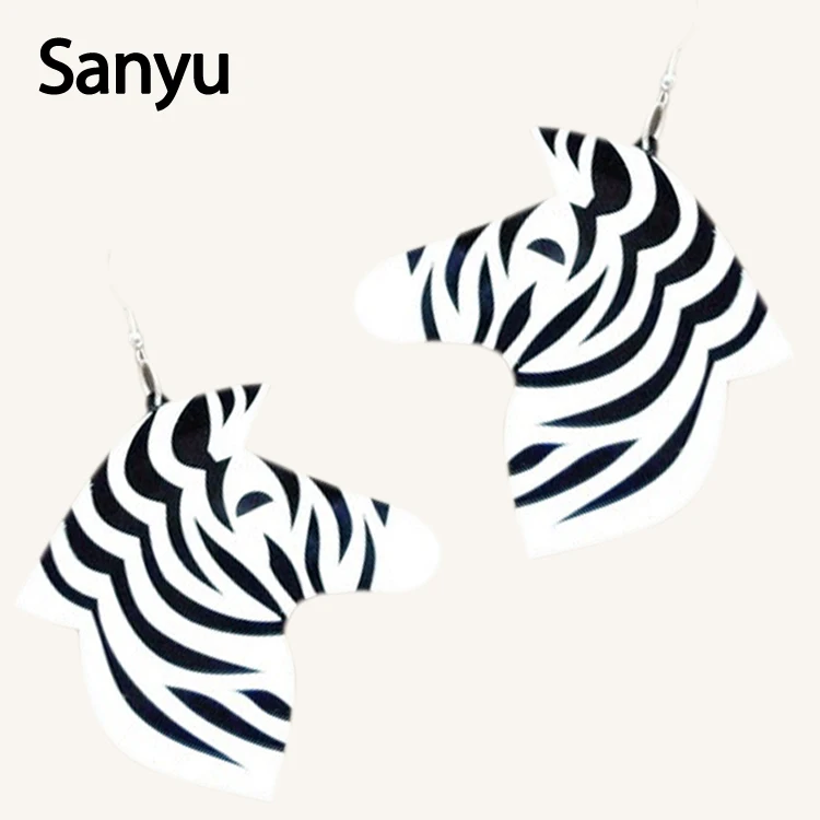 

New Fashion Black White Zebra Acrylic Drop Earrings Big Animal Dangle Earrings for Women Cool Punk Brincos Jewelry Accessaries