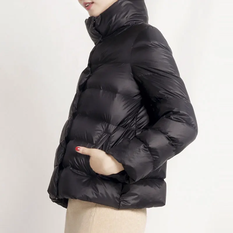 New Women Winter Coat 2018 New Ultra Light White Duck Down Jacket Slim Women Winter Jacket Portable Windproof Down Coat BN5827