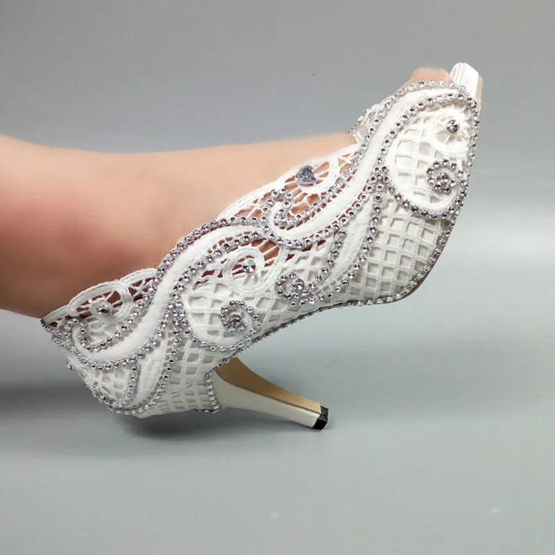 Белые свадебные туфли; модные туфли с открытым носком для невесты; женские модельные туфли для вечеринки; туфли-лодочки с открытым носком и кристаллами для невесты и подружки невесты