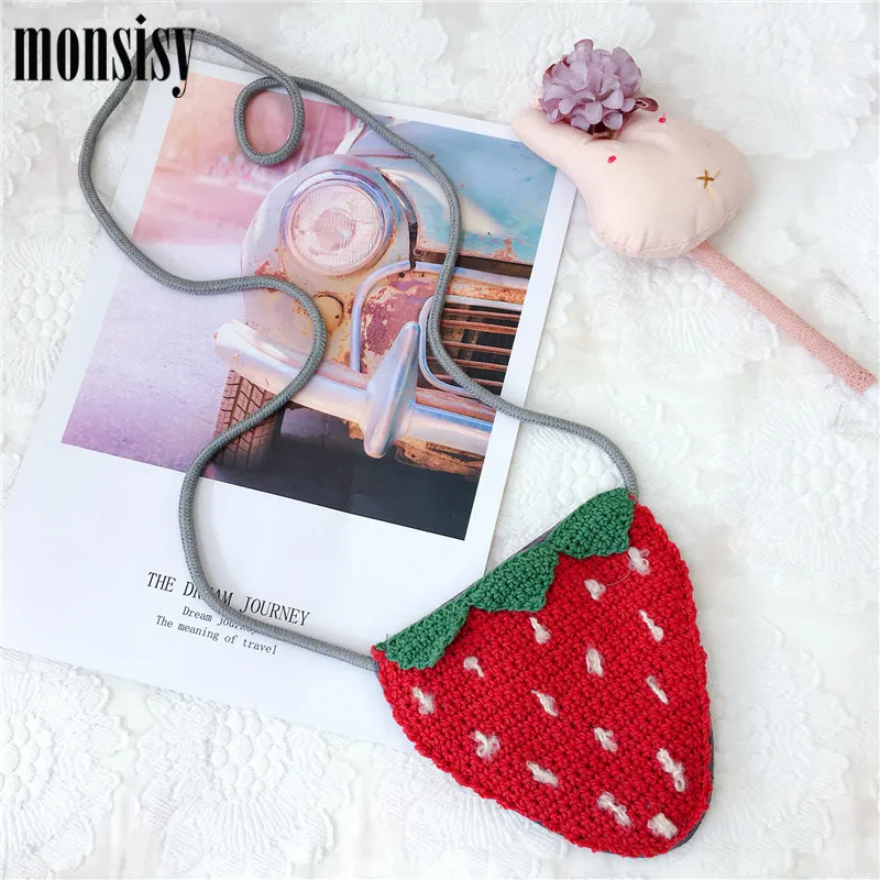 

Monsisy 2018 New Winter Girls Wool Bag Children Purse Knitted Handbag Kawaii Wool Strawberry Bag Gift Kid Baby Coin Money Bag