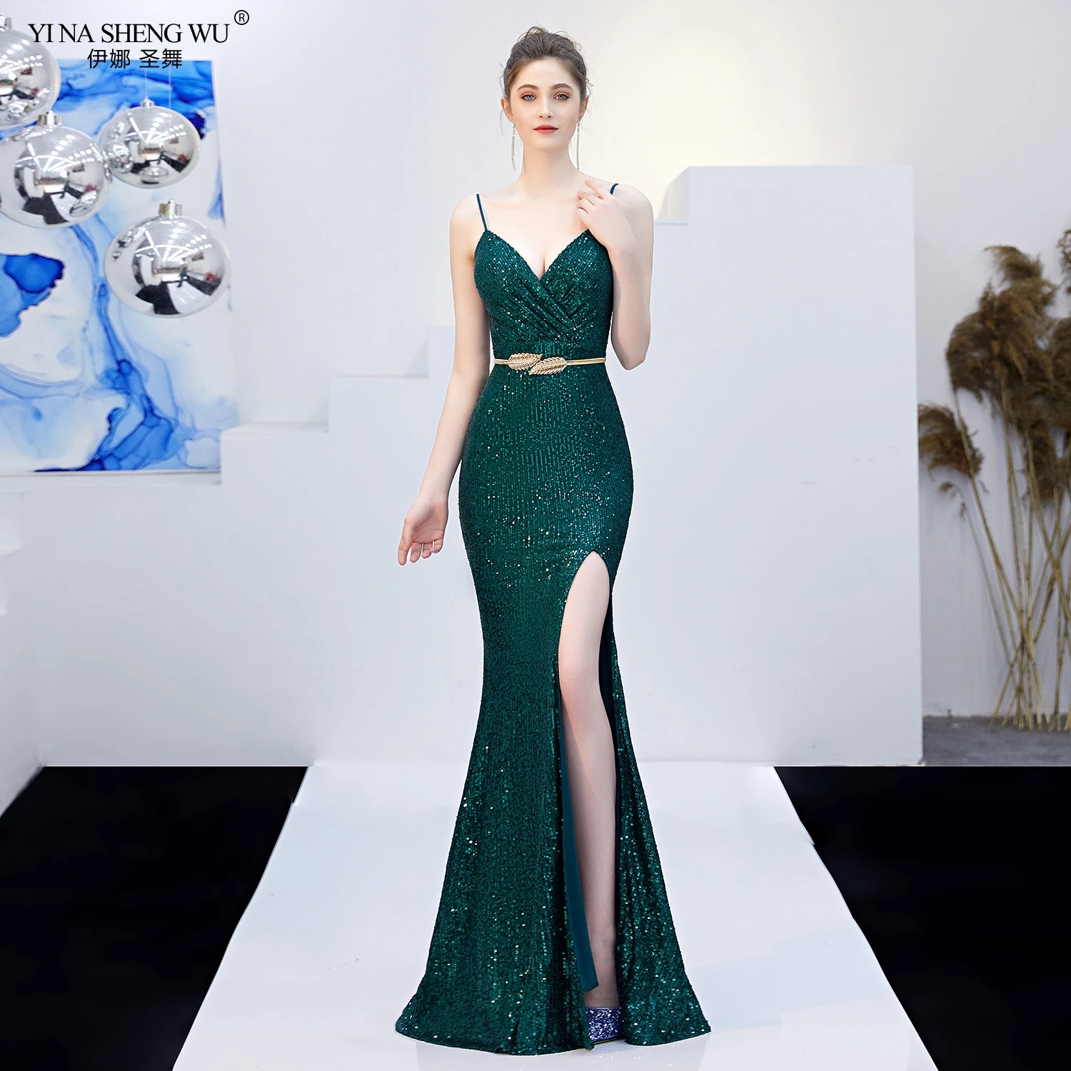 

Emerald Green Banquet Dress Floor Length Slim Sexy Split Spaghetti Straps Formal Banquet Party Gown Vestido De Festa Longo