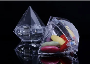 

100pcs Clear Plastic Diamond Candy Boxes Wedding Favor Box Candy Holders Banquet Giveaways
