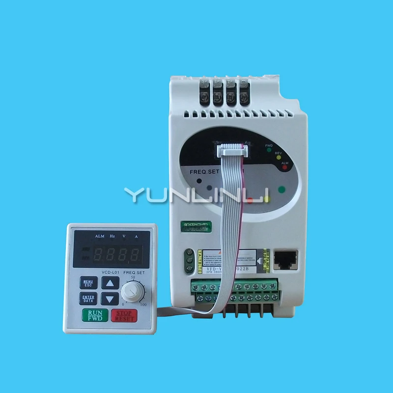 

Vector Frequency Converter 220V 0.75KW 1.5KW 3.0KW Strong Anti-interference Fine Drive Inverter DC Motor VFD-V