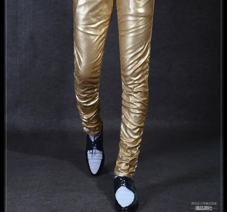 Осенние новые золотистые черные облегающие блестящие мужские брюки из искусственной кожи бархатные модные обтягивающие брюки для ночного клуба для выступлений на сцене