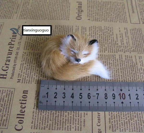

small cute simulation fox toy resin&fur fox brown mini fox doll gift about 8x6x4.5cm 1031