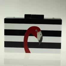 2017 Nueva Flamingo Acrílico Embrague Embrague Bolsa de Rayas Blanco y Negro para Las Mujeres de la Cadena de Oro Bolso de la Famosa Marca Mini Caja Del Embrague