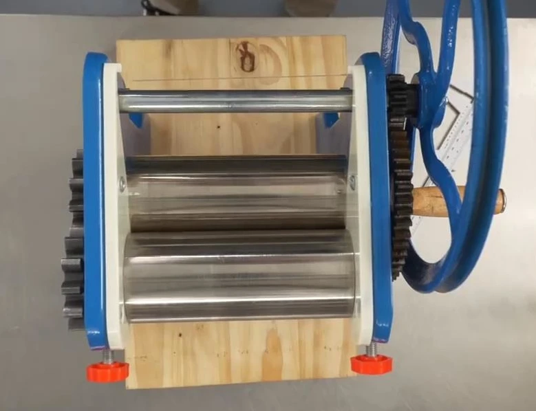 HEAVY noodle machine