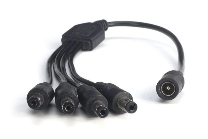 Разделитель мощности постоянного тока 4 способа Мощность разветвитель кабеля 1 штекер 2 Двойной Женский Шнур для видеонаблюдения Камера 5,5 мм/2,1 мм