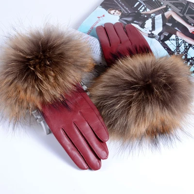 RYG2104 брендовые новые женские перчатки из натуральной кожи с мехом енота женские европейские тонкие черные/темно-красные/зеленые перчатки для вождения - Цвет: dark red
