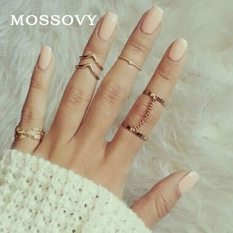 

Mossovy Leaf V-shaped Refers Chain 6 Piece Set Ring for Female Fashion Popular Gold Ring for Women Jewelry Anillos Bague Femme