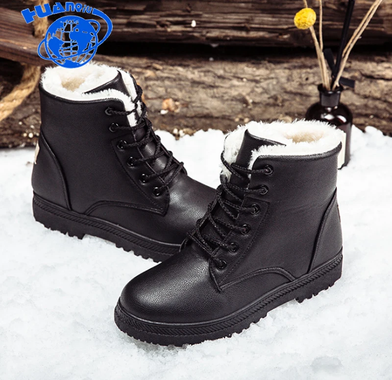 

HUANQIU 2018 winter snow boots female super warm plus fur cotton shoes boots woman waterproof boots large size 44 ZLL481