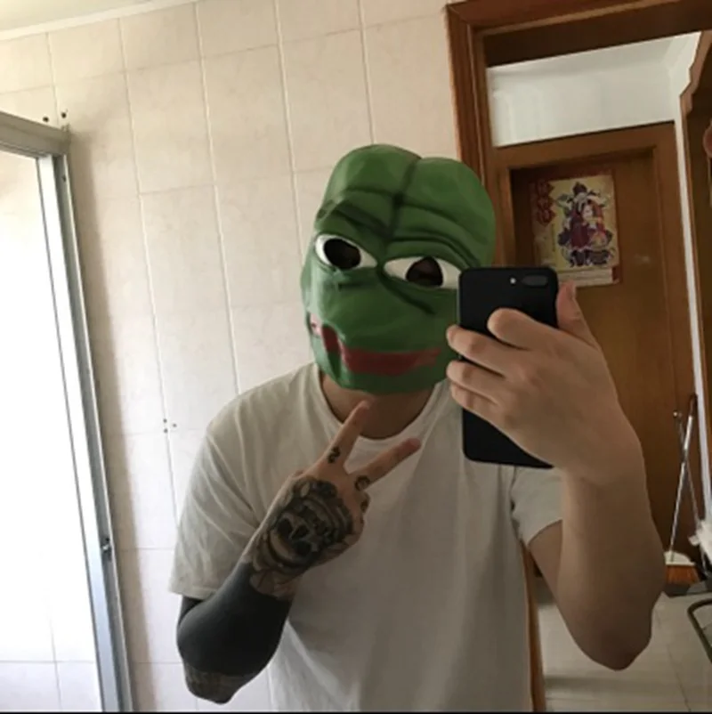 Бесплатная доставка мультфильм горячие Pepe грустная лягушка латексная маска
