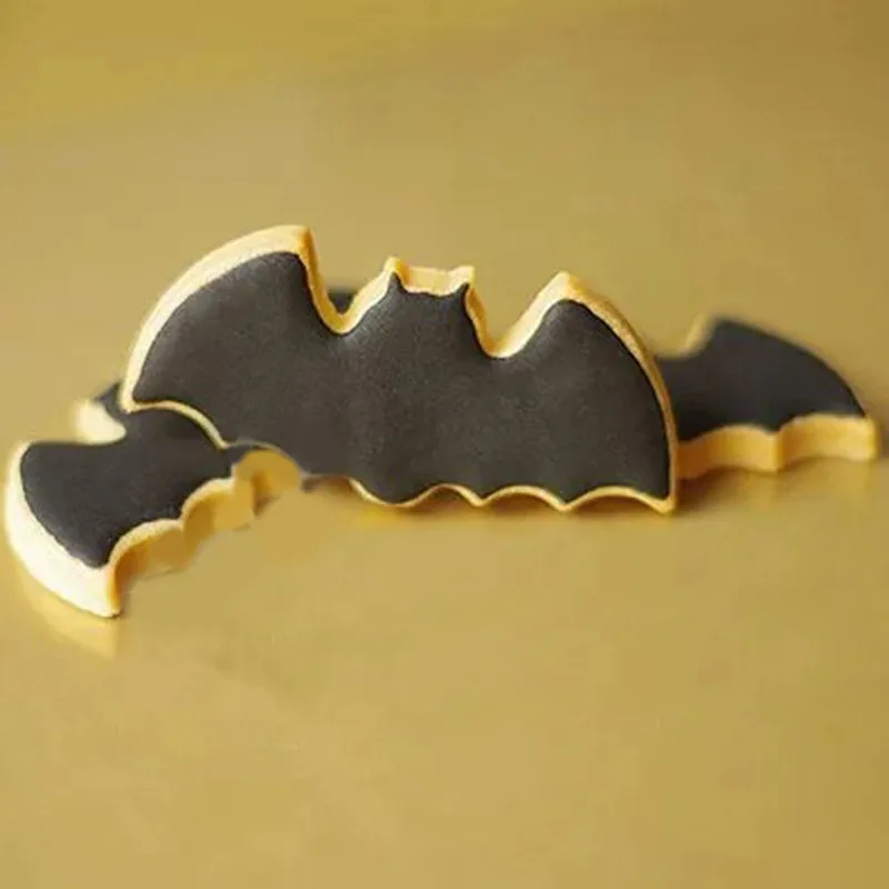 

Stainless Steel 3D Batman Cookie Cutter, Batman Biscuit Embossing Mould Cake Mold Kitchen Accessory 1pcs Baking Pastry tool