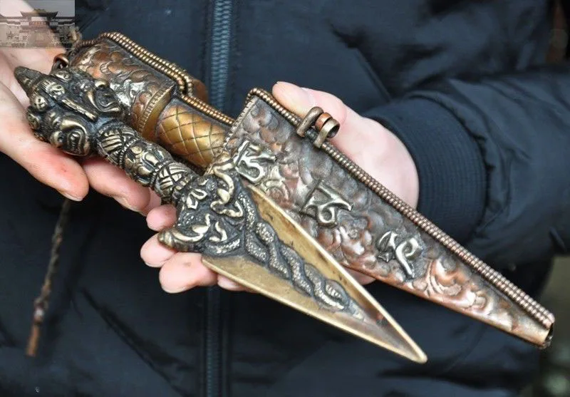 

christmas Old Tibet Tantra fane Bronze Mahakala Buddha Dorje Vajra phurpa Dagger Box Set New Year