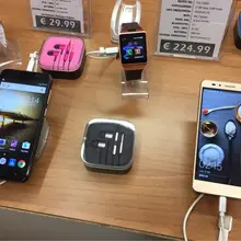 Дешевле 8 портов дисплей смартфона системы безопасности Противоугонная с функцией сигнализации и зарядки для душевых залов