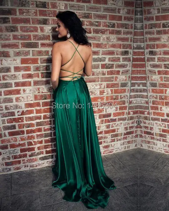 Sexy-Halter-Backless-Side-Slit-A-Line-Long-Emerald-Green-Prom-Dresses-with-Pockets-Satin-Dress (1)