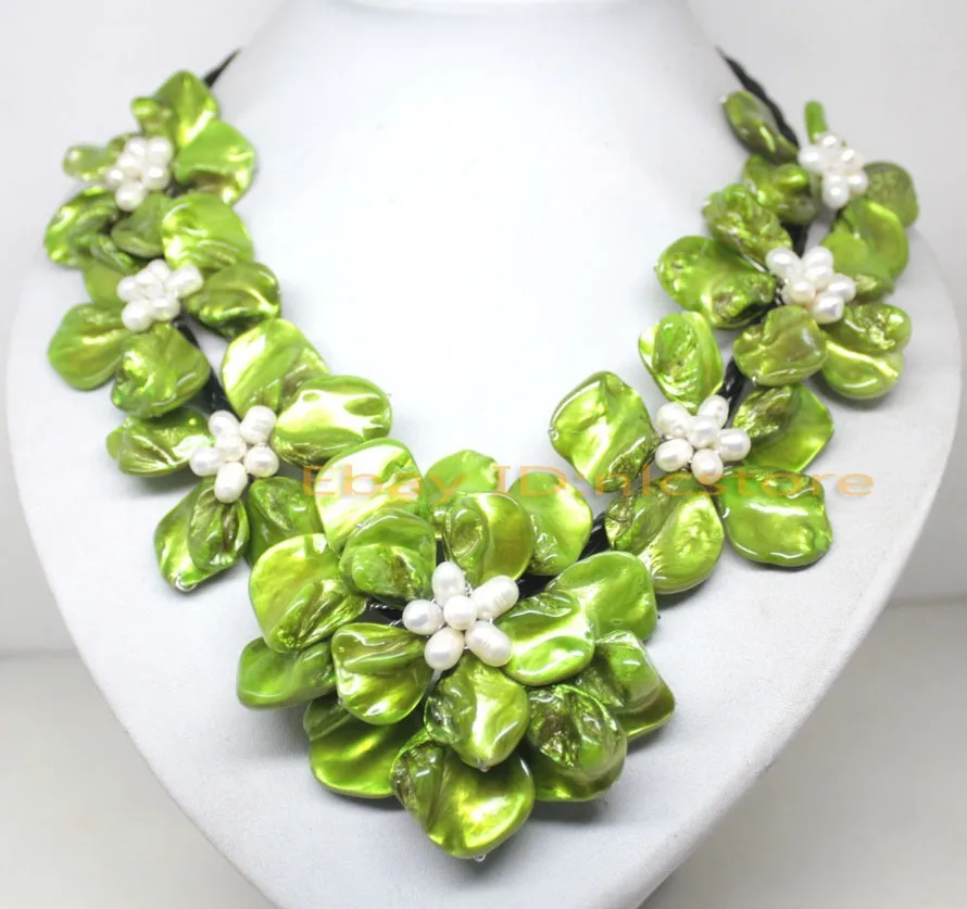 

Charming! 45mm-70mm mother of pearl shell handmade 7 flower pendant necklace 18" AAA style Fine Noble real Natural free shipping