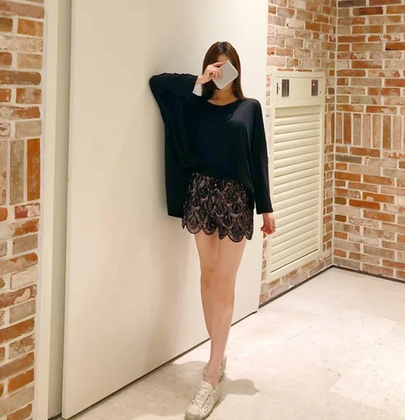 Корея Роскошные блестящие блёстки рыбы Весы уличная черный мини шорты для женщин Лето 2019 г. Женские эластичный пояс дамы клуб Minipants