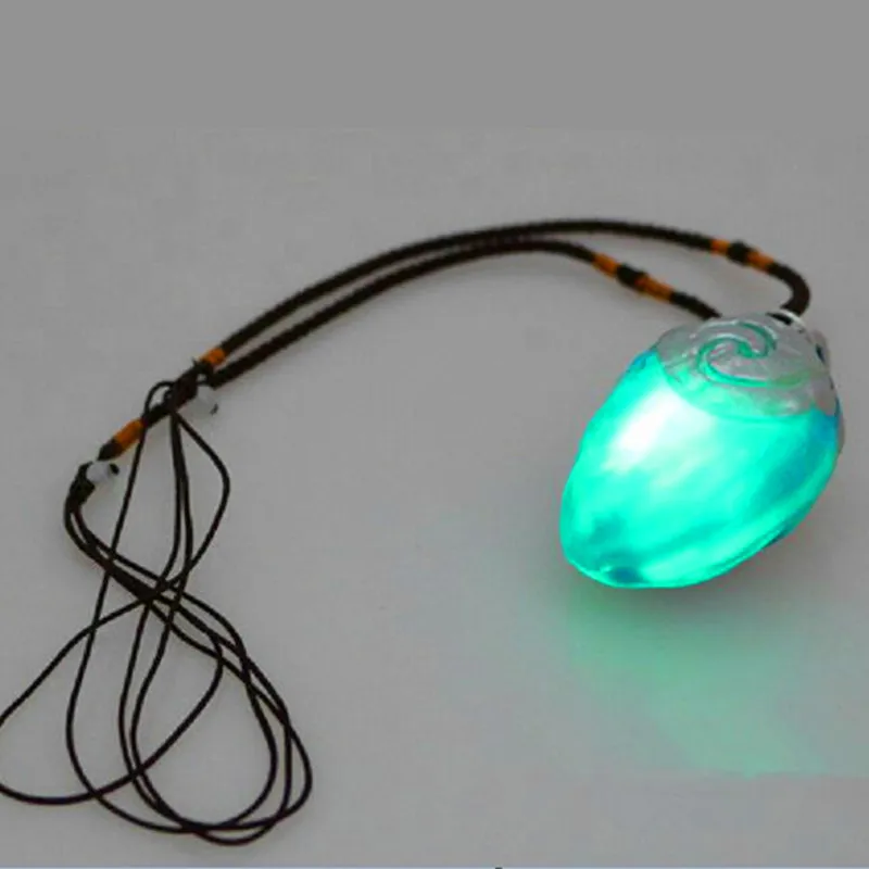 

1pcs Beneca Moana princess Music and led light necklace vaiana Key Ring Pendant Movie Figures Action toys Christmas gifts
