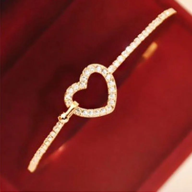 

2019 hot sale fashion romantic opening crystal charm bracelet ladies summer style beach jewelry hollow love bracelet