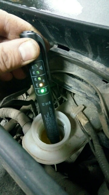 СВЕТОДИОДНЫЙ Автомобильный цифровой тестовый прибор для испытания тормозной жидкости для автомобиля, ручка для проверки масла, инструмент для испытания жидкого индикатора для автомобильного тормоза