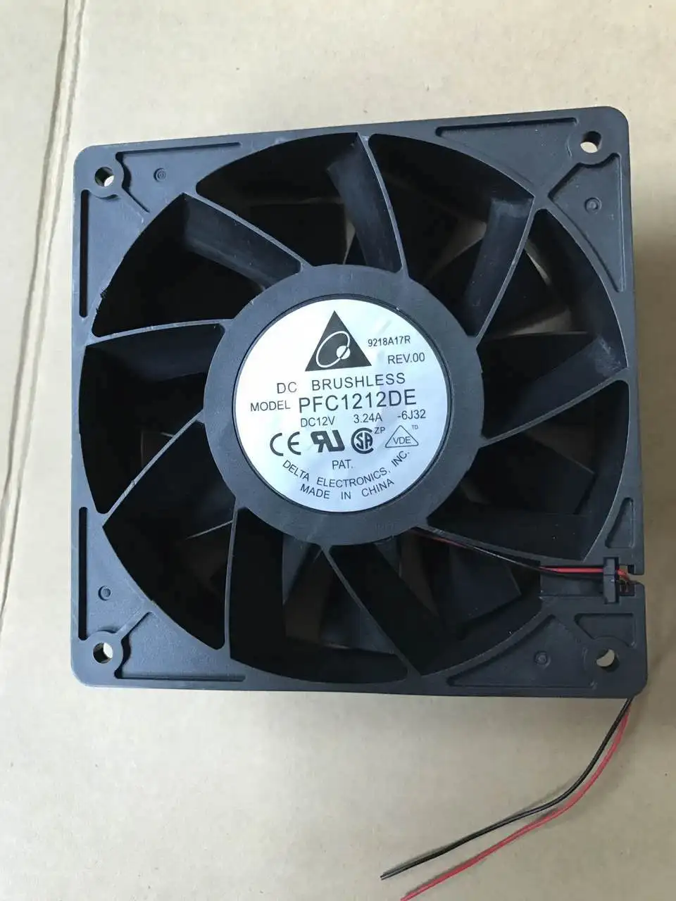 Вентилятор PFC1212DE 12038 12 в А|fan 12v|12v fan12038 fan |