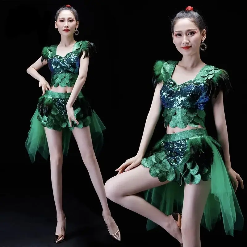 

Women jazz hip hop club DS dance pole costume leather feather sexy DJ Stage belly clothes fish skirt silver green blue