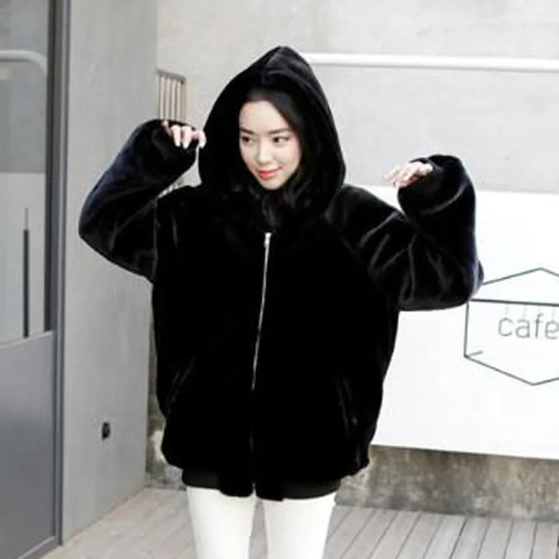 5XL 6XL 7XL размера плюс пальто из искусственного меха для женщин зимнее пушистое толстое Норковое Пальто с меховым капюшоном пальто из искусственного меха черная верхняя одежда WYKH8