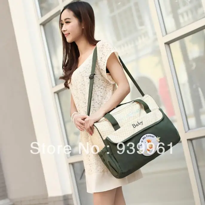 Bebear Free Shipping Large Designer Diaper Bags Cheap Baby Bottles for Mom Women Messenger Bags Chevrong