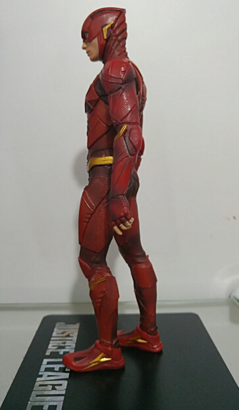 7inch 18cm ARTFX STATUE Justice League Aquaman Cyborg Superman Batman Wonder Woman Flash 1 10 Scale Action Figure Toy Doll (39)