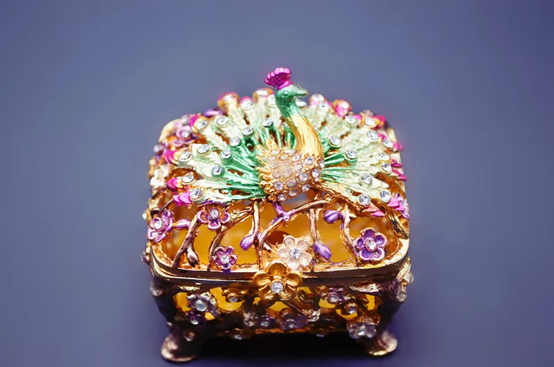 Exquisite Europe Peacock trinket box birthday gift...