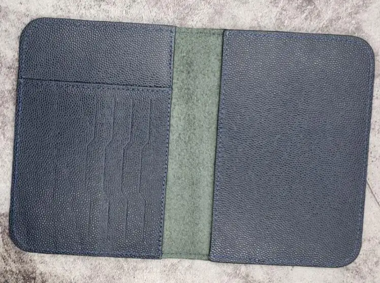 Натуральная кожа Обложка для паспорта держатель сумка Паспорт проездной документ Чехол кошелек Лицензия кредитный держатель для карт - Цвет: blue A