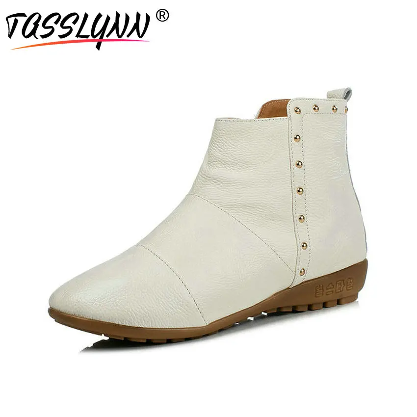 

TASSLYNN 2018 Women Winter Shoes Metal Decoration Cow Leather Round Toe Ankle Boots Low Heels Casual Shoes Woman Size 34-43