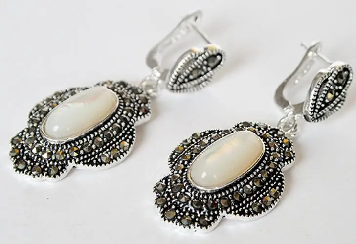 

VINTAGE NATURAL WHITE SHELL 925 SILVER&MARCASITE EARRINGS 11/2" VALENTINE'S GIFT