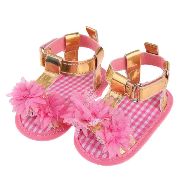 Летние новорожденных Обувь для девочек принцесса Босоножки Мокасины детские летние Обувь с цветочным орнаментом розовый и серый дети Шлёпанцы для женщин prewalkers