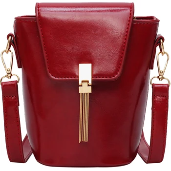 

Tassel Women Messenger Bags Woman Bag 2019 Famous Brands Shoulder Crossbody femal Solid Color Cover Lock Phone beach Bag sac