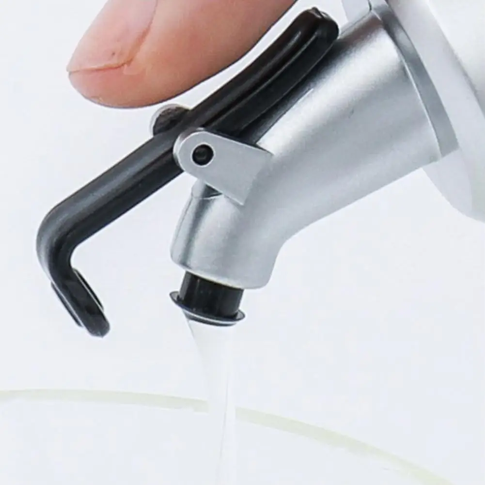 Oil bottle stopper vinegar bottles can ABS lock plug seal Leak-proof Food grade plastic Nozzle Sprayer Liquor Dispenser Wine