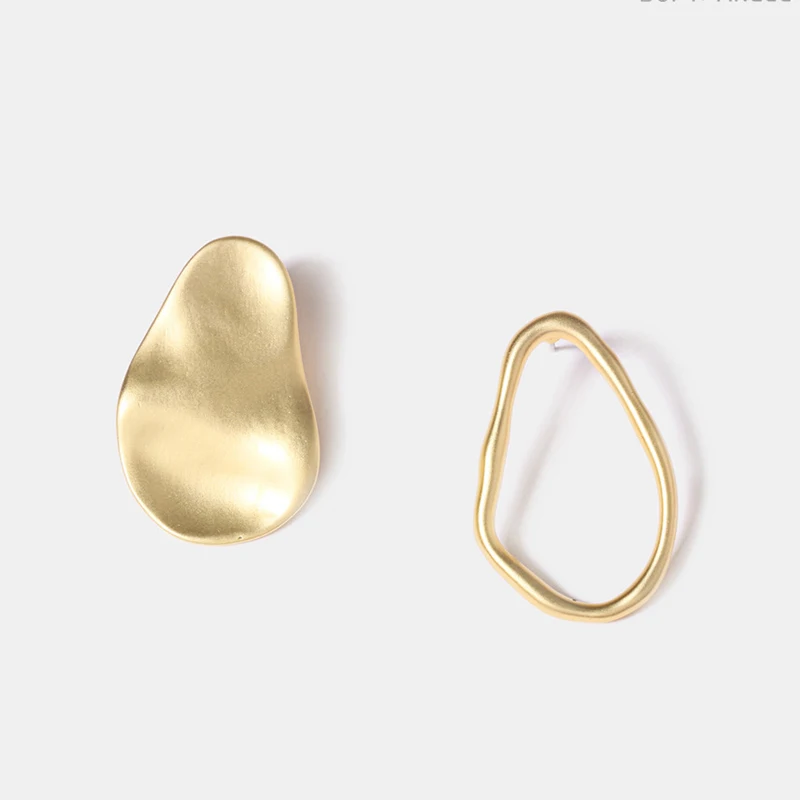 

New Fashion Korean Hollow Geometric Asymmetry Gold Color Stud Earrings Irregular Retro WomenTrendy Alloy Earrings 2019