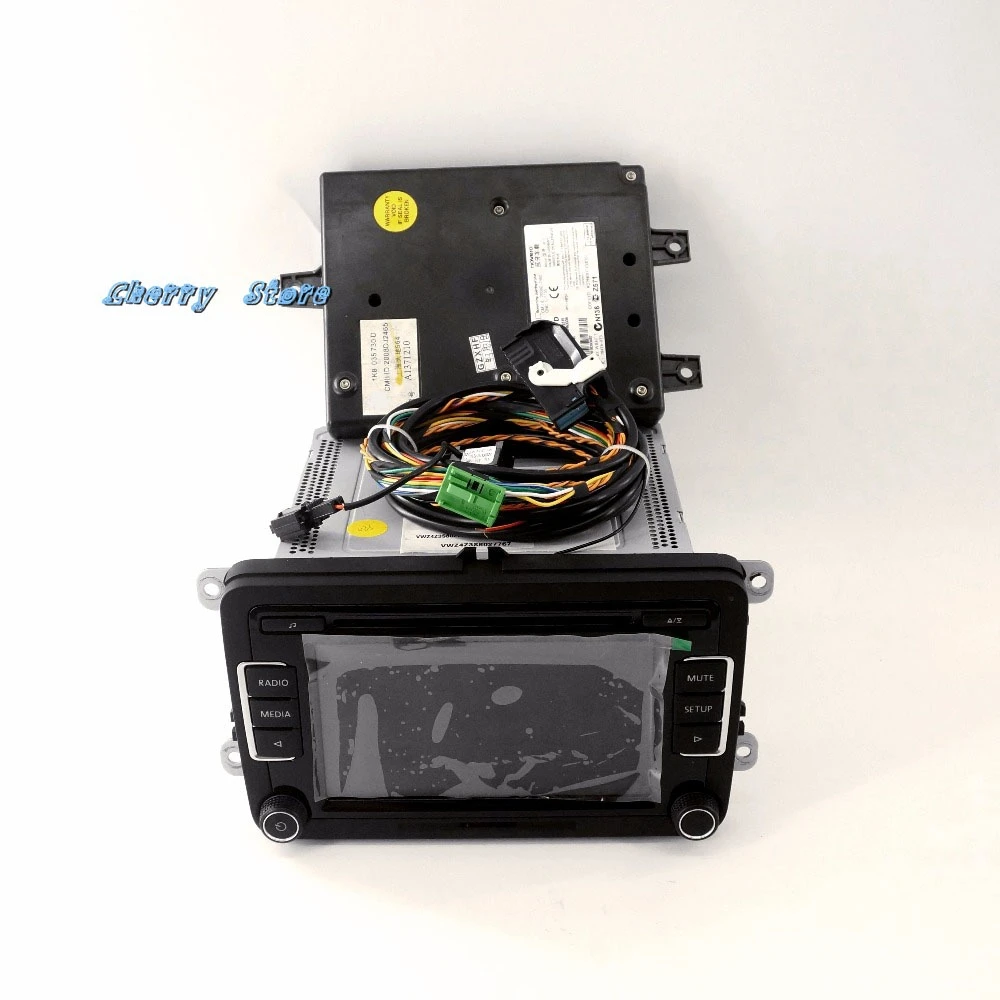 Автомобильный радиоприемник RCD510 с поддержкой MP3 USB 56D 035 190 А + 9W2 Bluetooth модуль жгуты