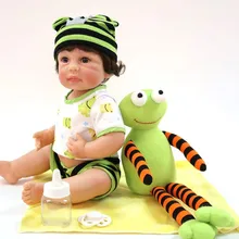 40cm Bebe Doll Reborn Realistic Newborn Doll Gift with cute Green hat For boy Birthday Reborn Doll for Girls Full Silicone Toys cute 40cm realistic lifelike reborn baby doll bebe reborn doll playing toys for kids christmas gift soft silicone dolls