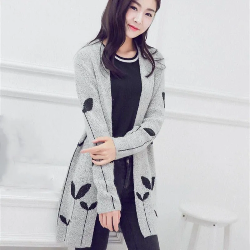 

High Quality Women Plus Size Knitted Knitwear Autumn Embroidery Patchwork Sweaters Casual Long Sleeve Loose Cardigans