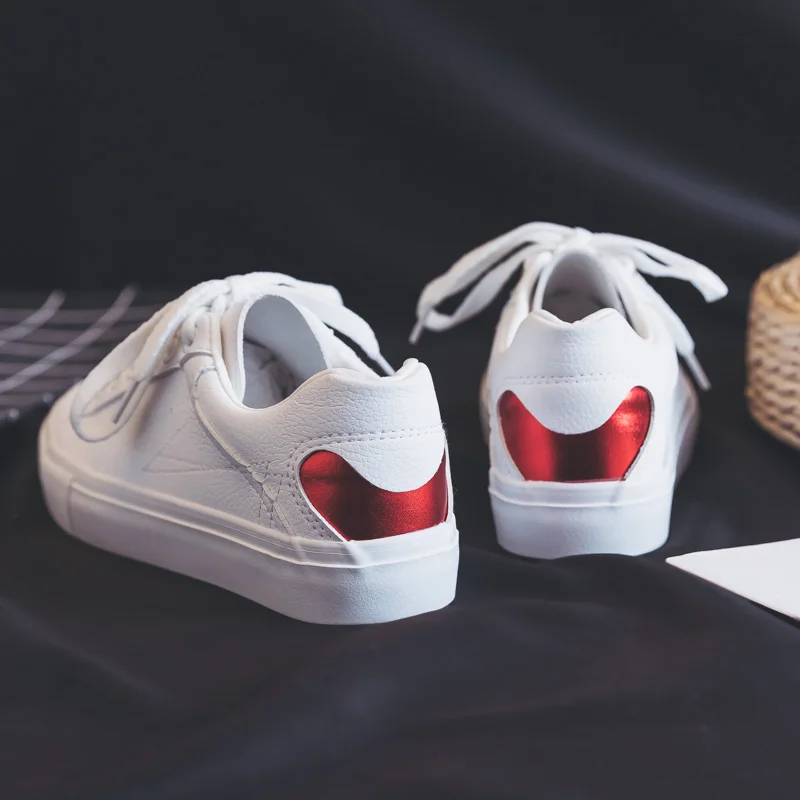 

Woman Leather Shoes 2019 New Fashion Casual Platform Soild Leather Cute Women Casual Lace-up Flats Vulcanize Shoes Sneakers