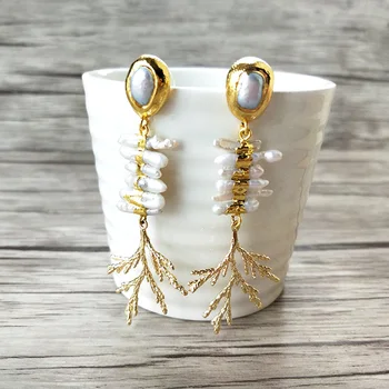 

4 Pair Fashion Natural Pearl Beads with Leaf Shape Drop Dangle Earrings Jewelry For Women ER789